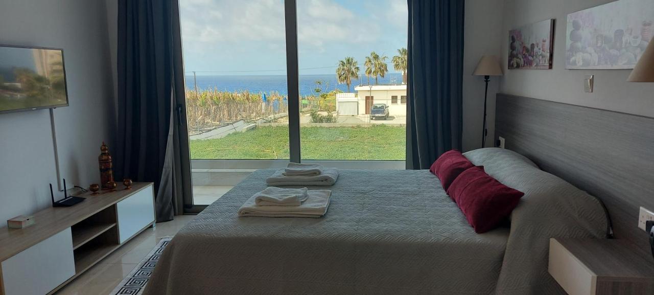 Harmony Seaview Apartments 파포스 외부 사진
